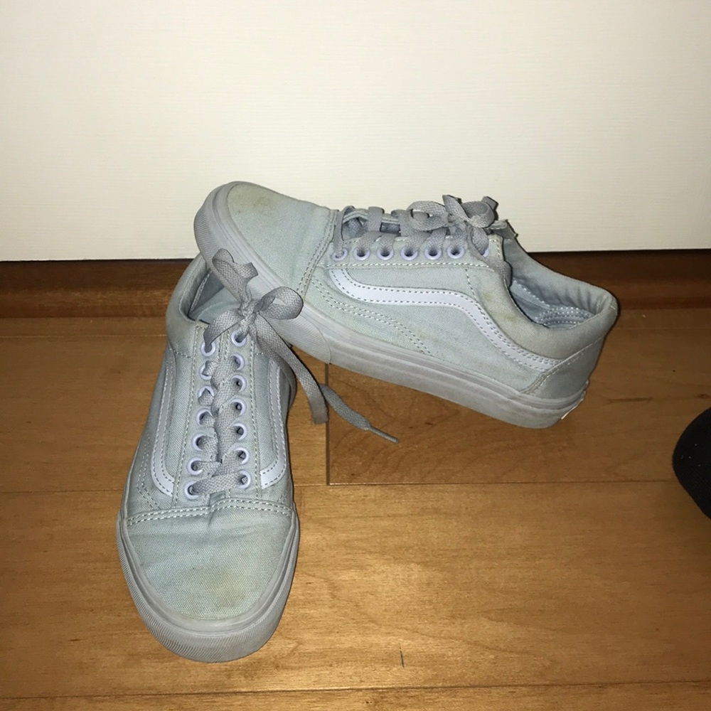 BABY BLUE OLD SKOOL VANS